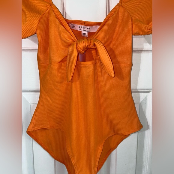 Orange Ribbed Knot Bodysuit Size 4 - Picture 3 of 5